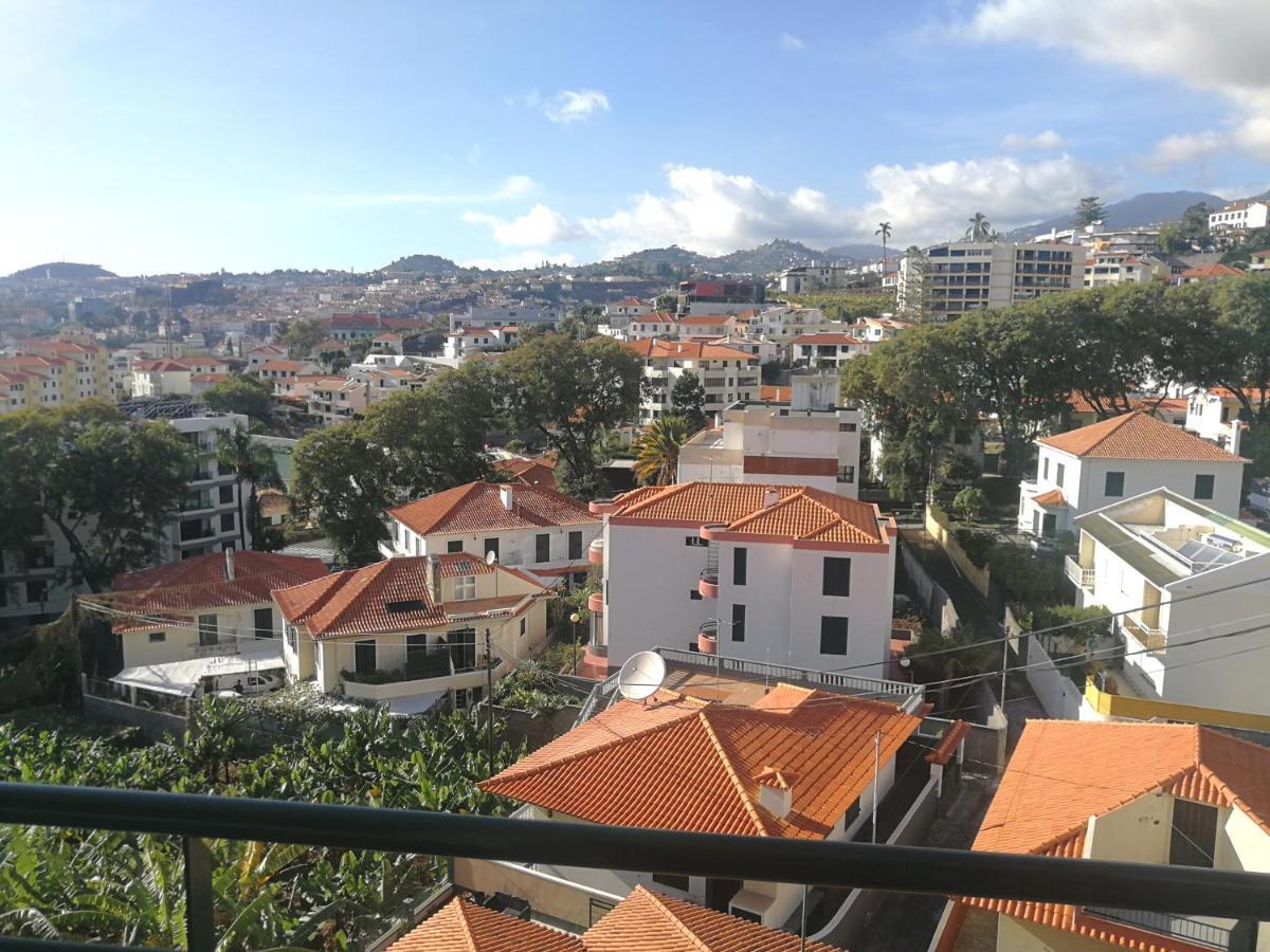 Casa Vanday Funchal  Buitenkant foto