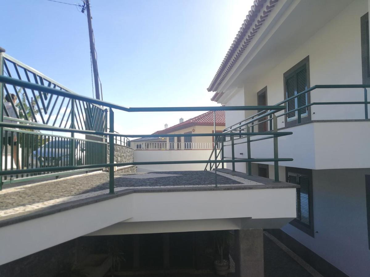 Casa Vanday Funchal  Buitenkant foto